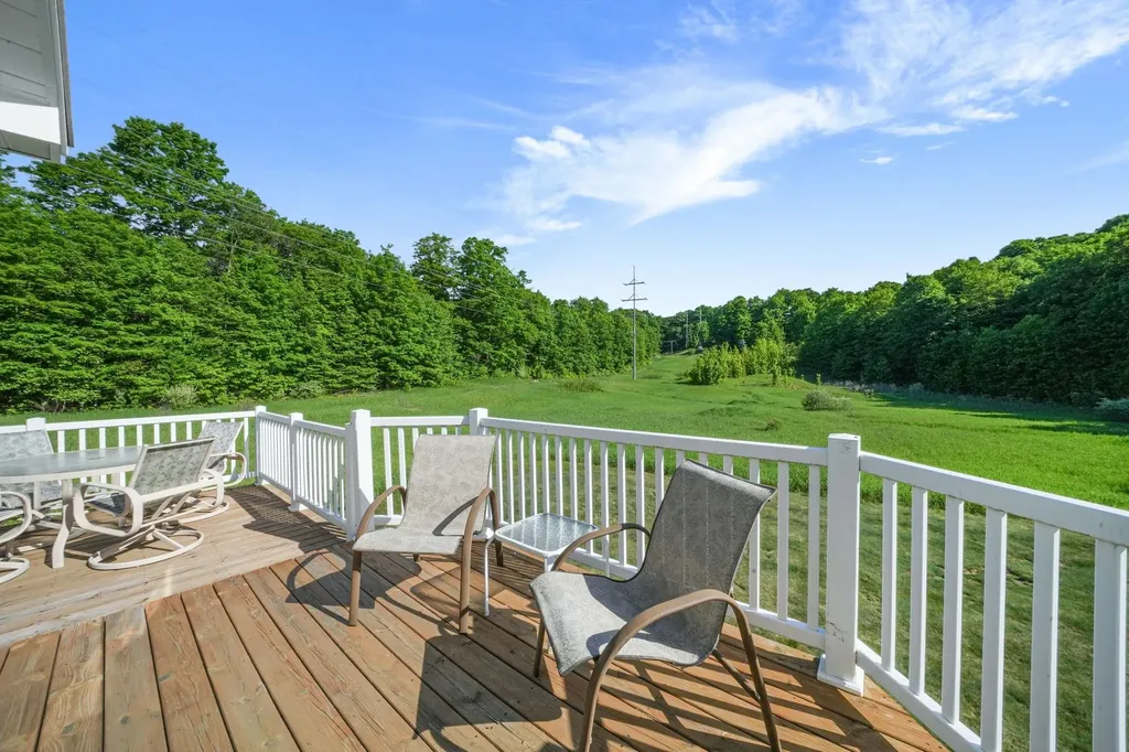 3098 Crown Wood Court Garfield Charter Township MI 49686