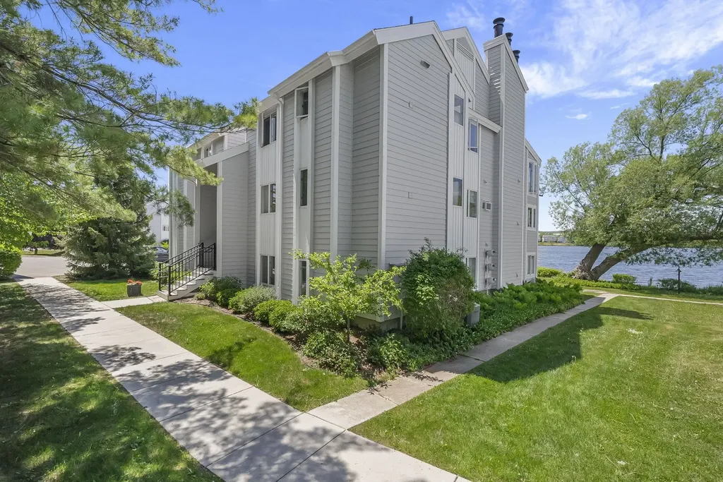 720 Centre Place Traverse City City MI 49686