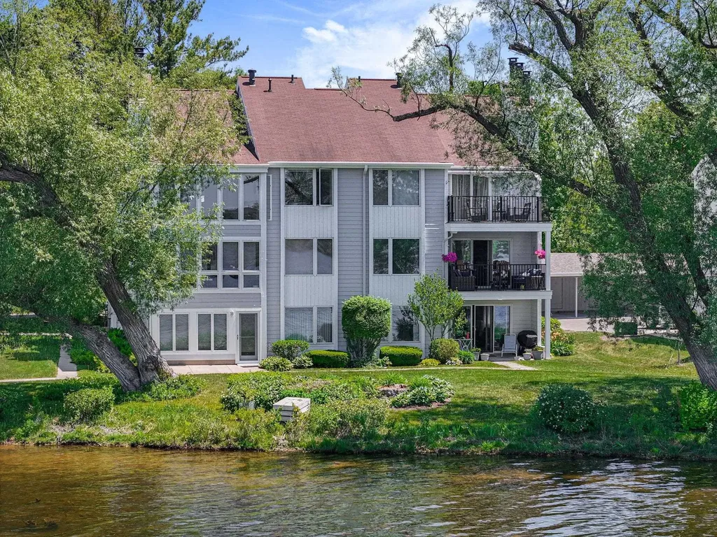 720 Centre Place Traverse City City MI 49686