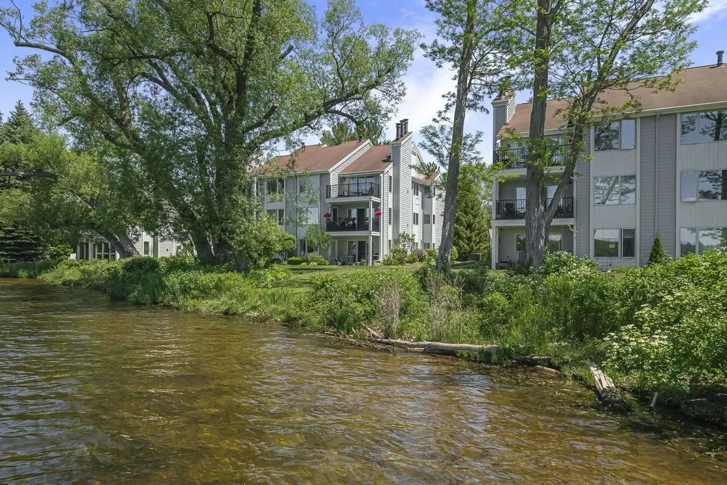 720 Centre Place Traverse City City MI 49686