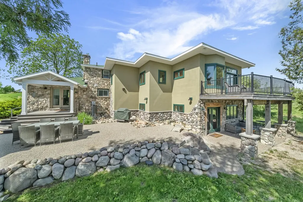6801 Secor Road Long Lake Township MI 49685
