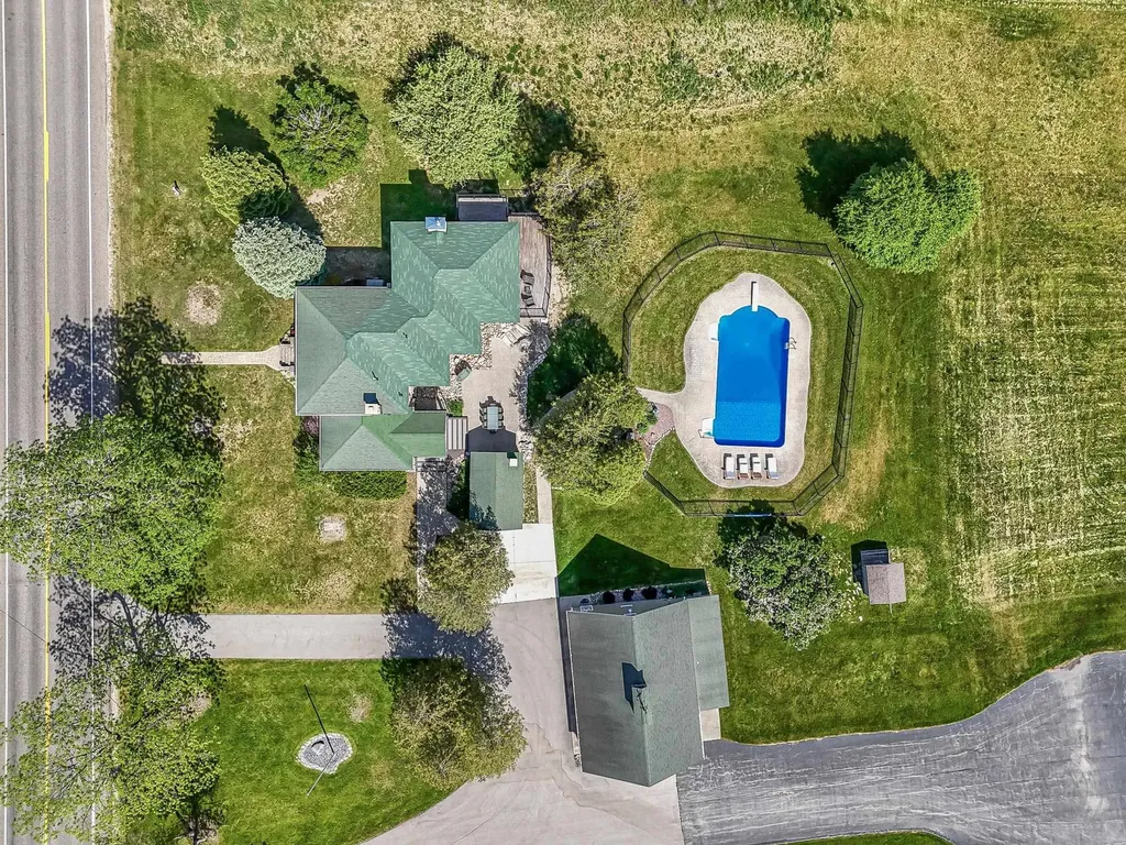 6801 Secor Road Long Lake Township MI 49685