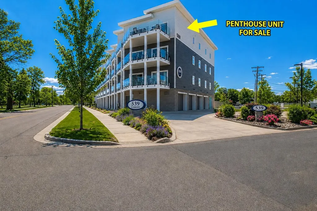 539 Bay Street Traverse City City MI 49684