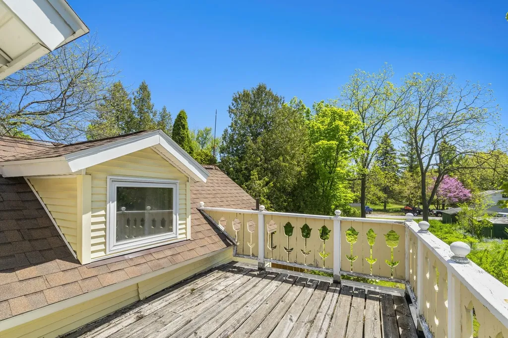 203 S Main Street Leland Township MI 49654