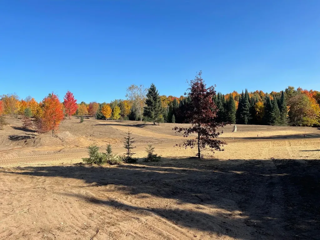 5932 SW Old Oak Trail Springfield Township MI 49633