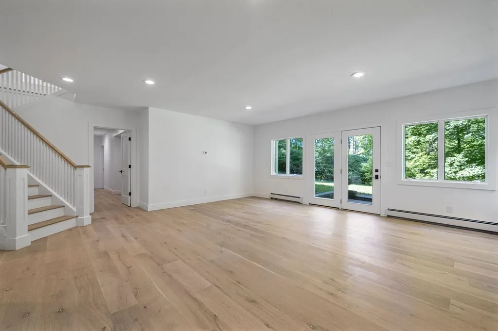 7059 Leorie Drive Peninsula Township MI 49686