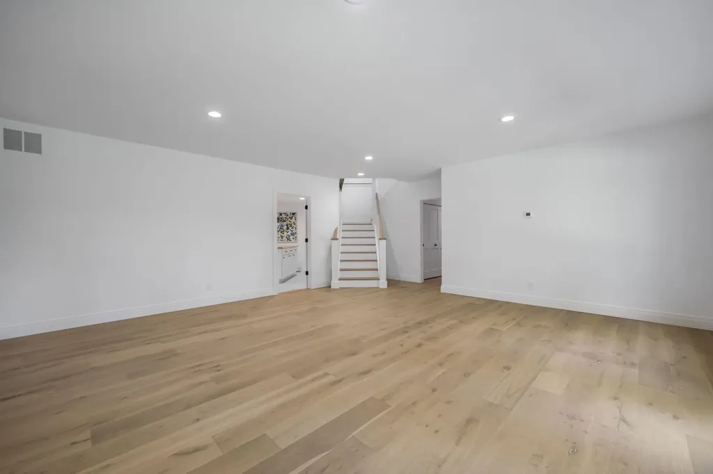 7059 Leorie Drive Peninsula Township MI 49686