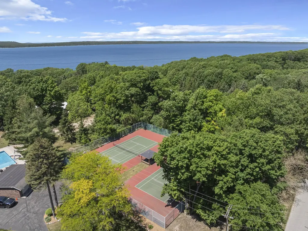 7059 Leorie Drive Peninsula Township MI 49686