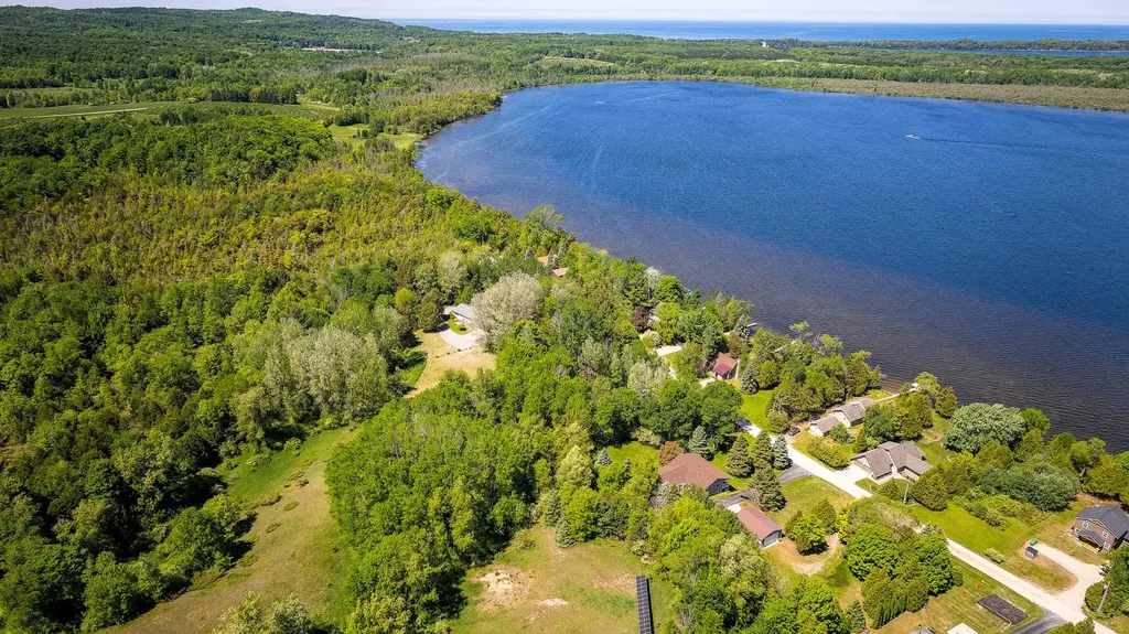5493 Indian Trail Blaine Township MI 49635