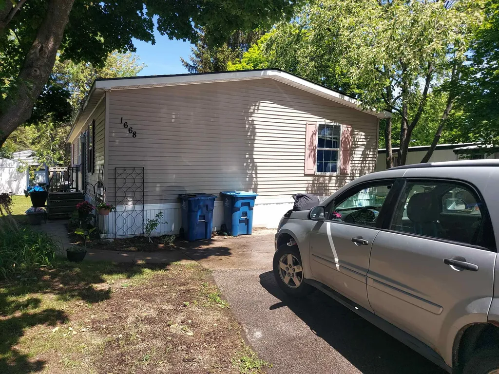 1668 Rex Place Garfield Charter Township MI 49686