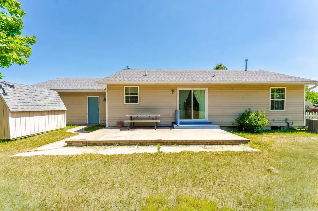 358 Sierra Drive Blair Township MI 49685