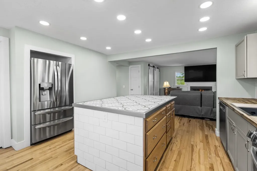 14792 Peninsula Drive Peninsula Township MI 49686