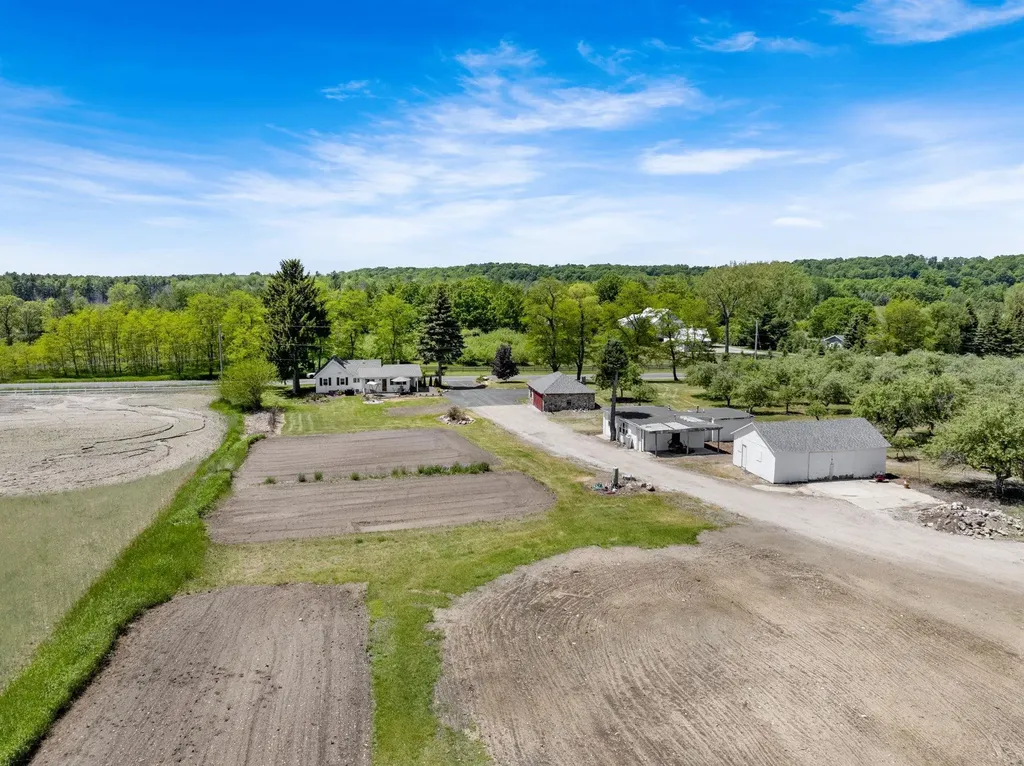 14792 Peninsula Drive Peninsula Township MI 49686