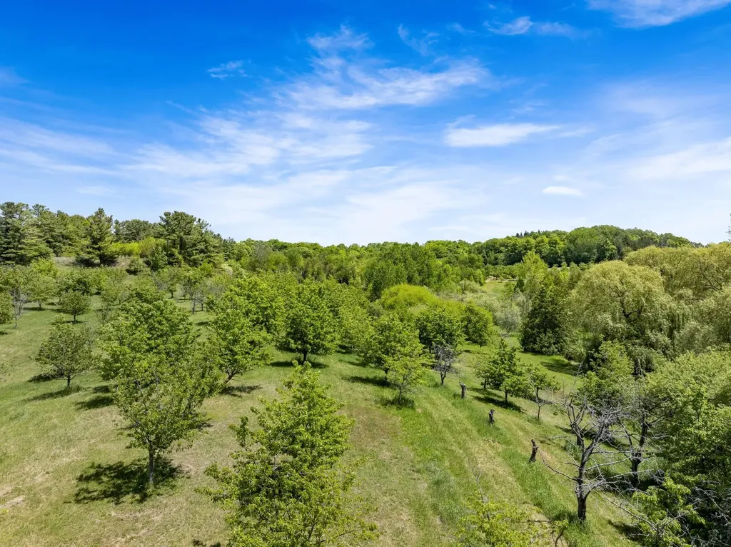 14792 Peninsula Drive Peninsula Township MI 49686