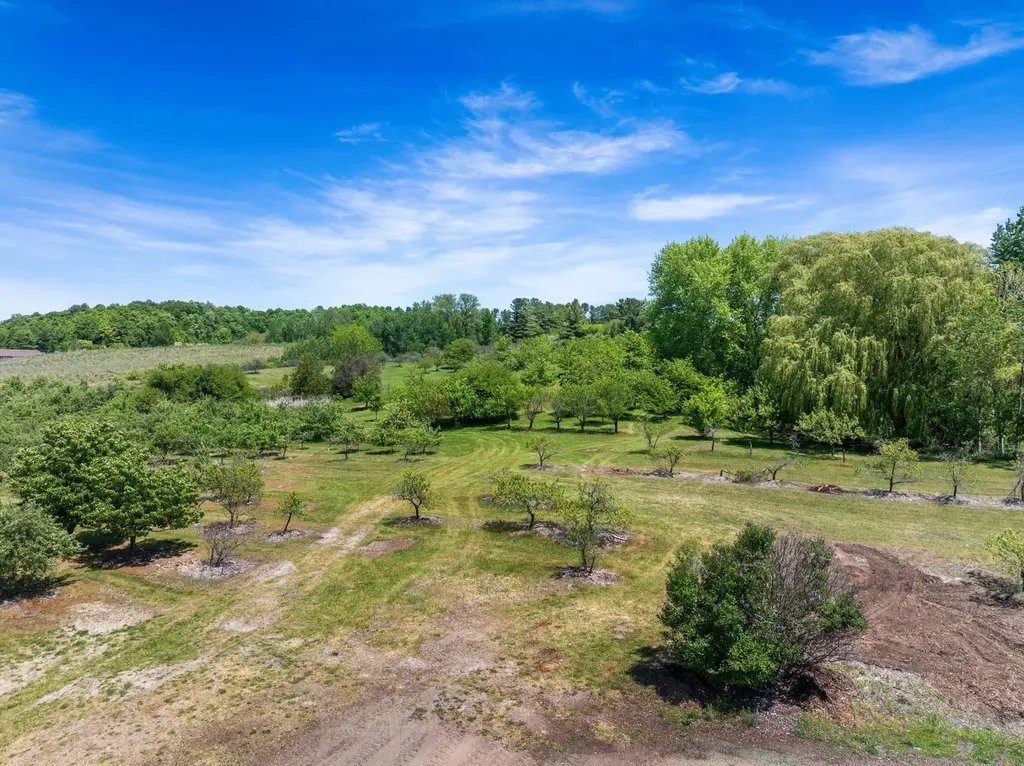 14792 Peninsula Drive Peninsula Township MI 49686