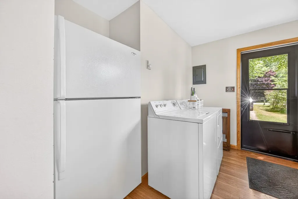 2864 Pleasant Lake Shore Drive Selma Township MI 49601