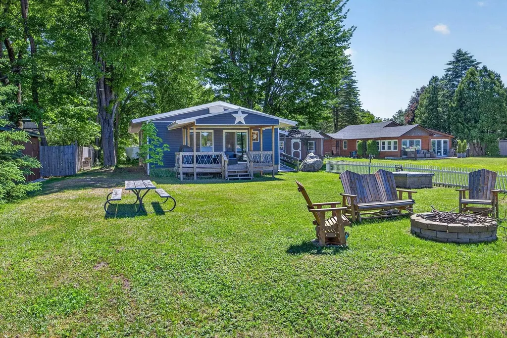 2864 Pleasant Lake Shore Drive Selma Township MI 49601