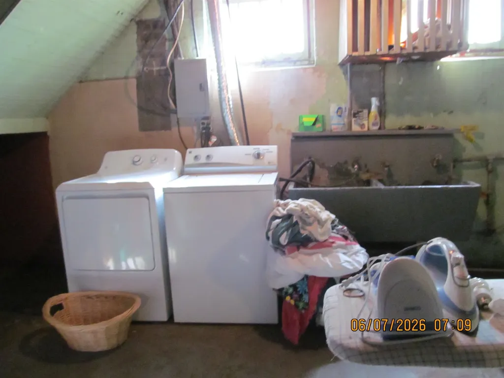 223 Howard Cadillac City MI 49601