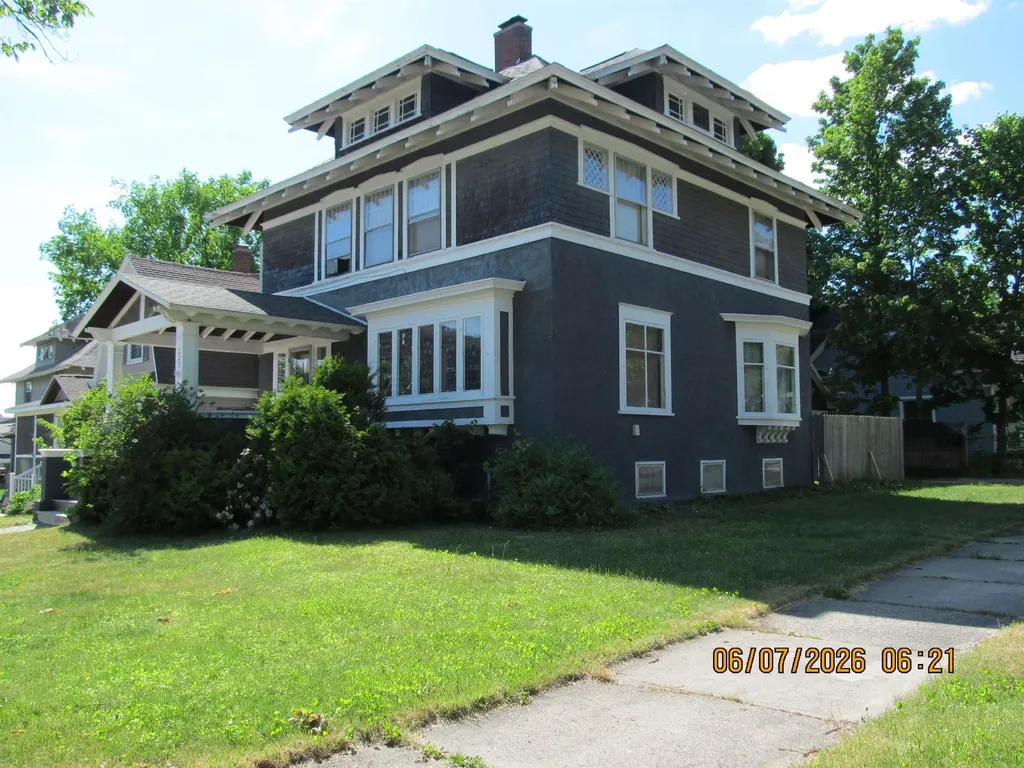 223 Howard Cadillac City MI 49601