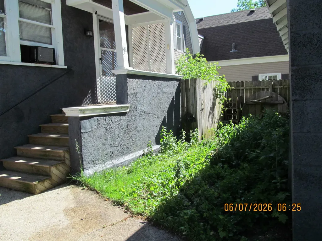 223 Howard Cadillac City MI 49601