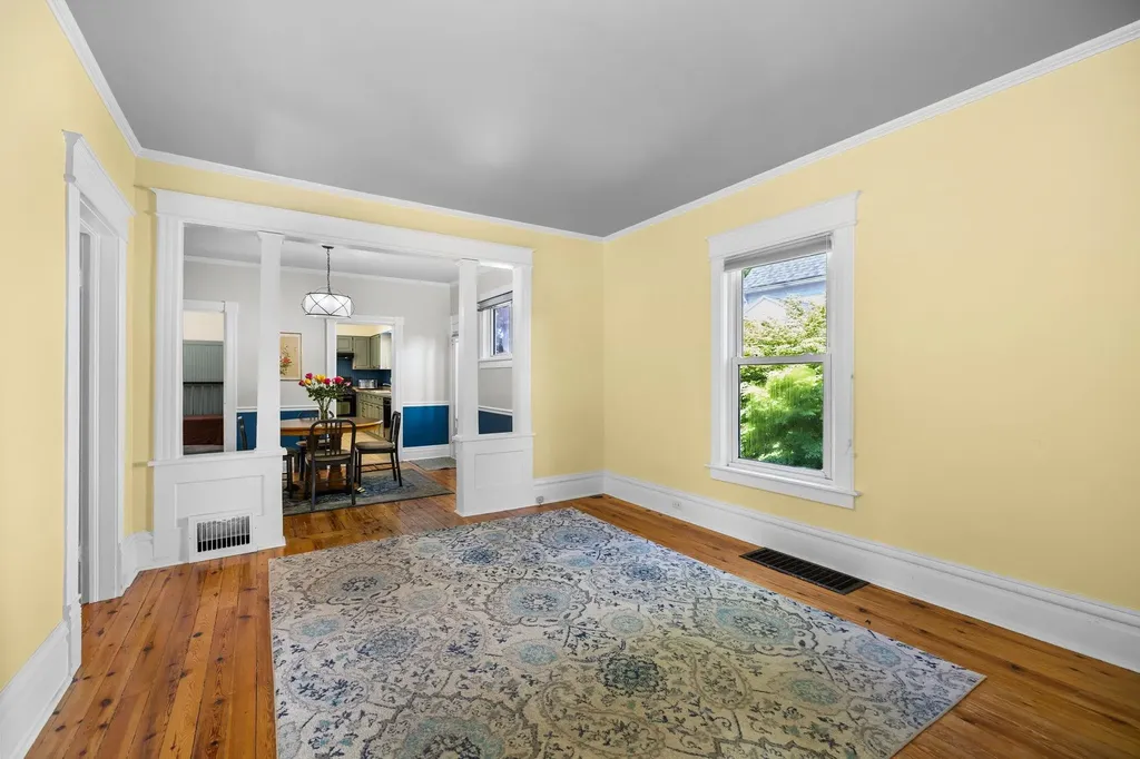 316 W Tenth Street Traverse City City MI 49684