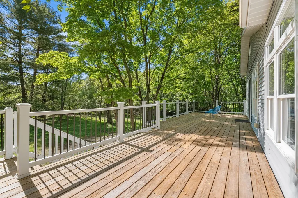 5252 Six Mile Lake Road South Arm Township MI 49729