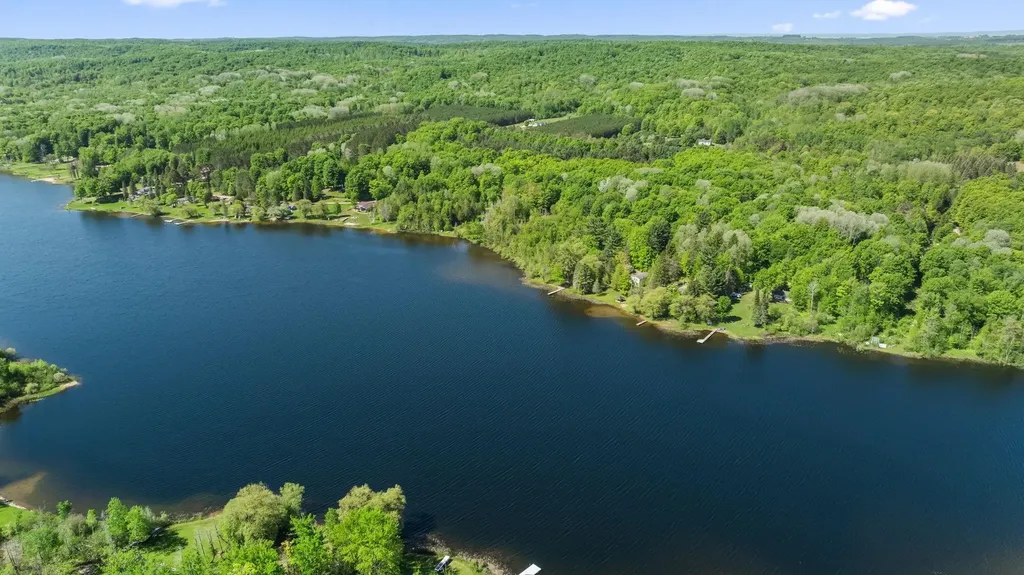 5252 Six Mile Lake Road South Arm Township MI 49729