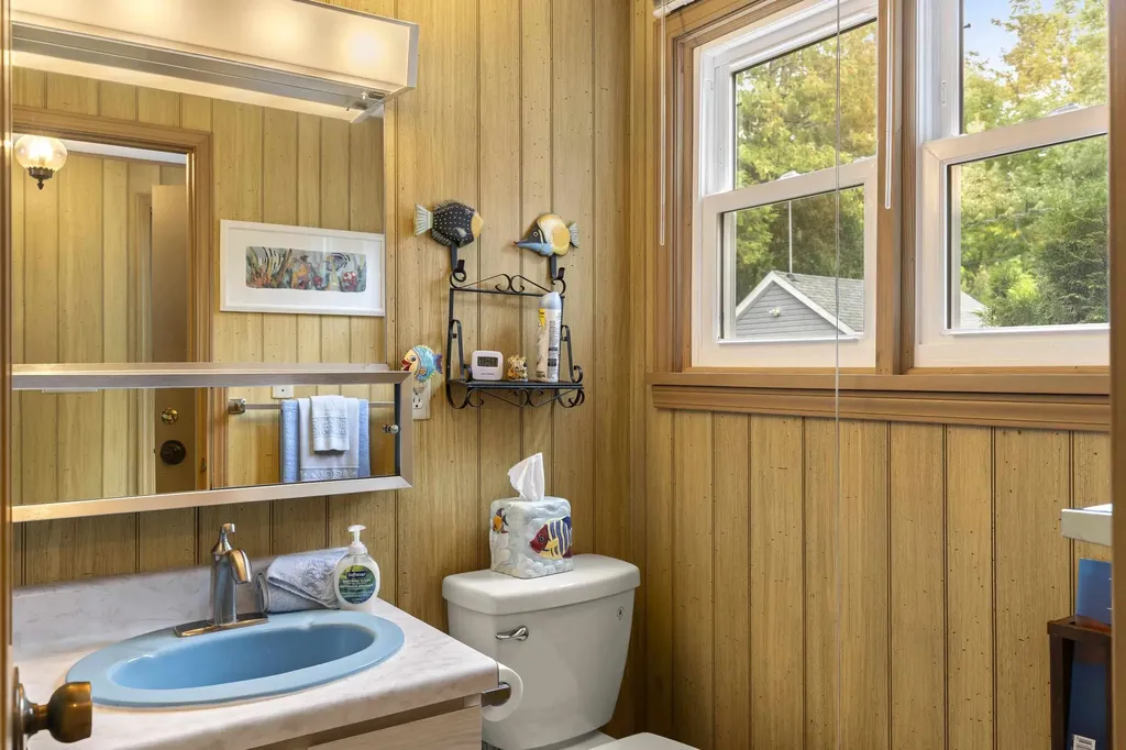 6910 Carter Road Benzonia Township MI 49617