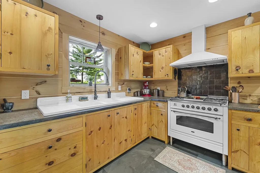 8088 N Roberts Road Elk Township MI 49644