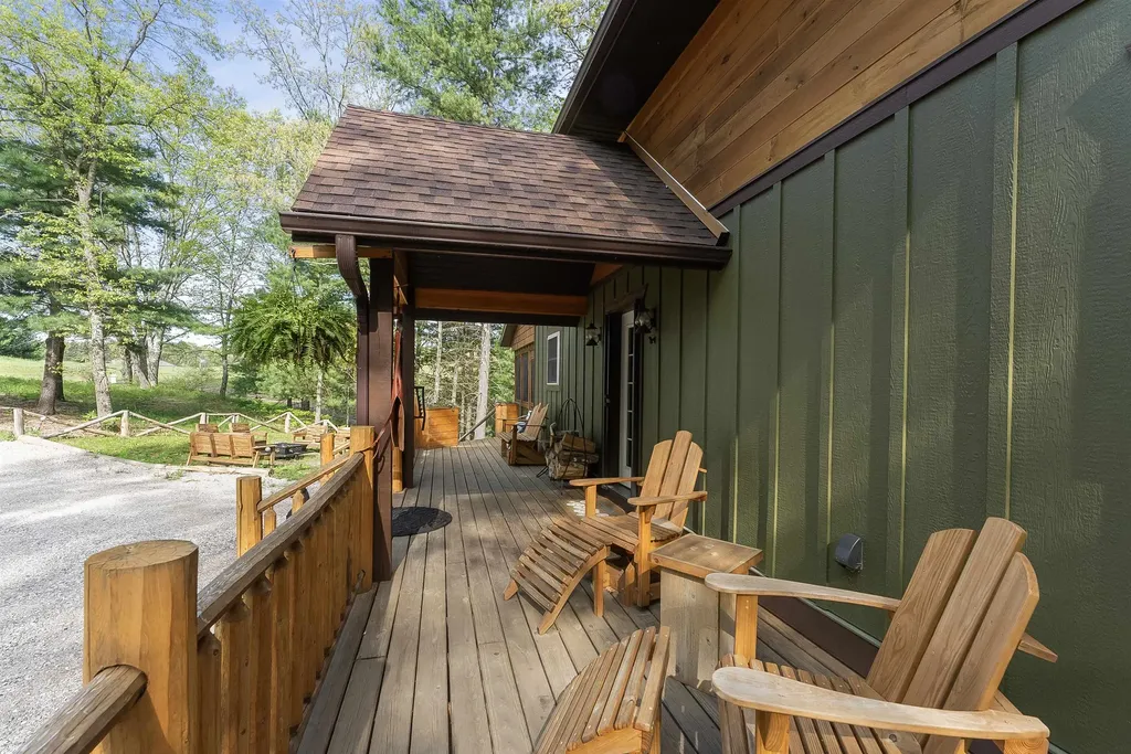 8088 N Roberts Road Elk Township MI 49644
