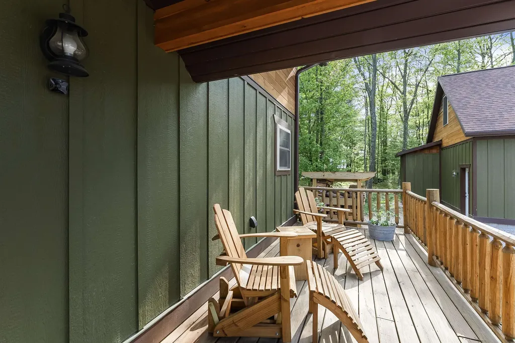 8088 N Roberts Road Elk Township MI 49644