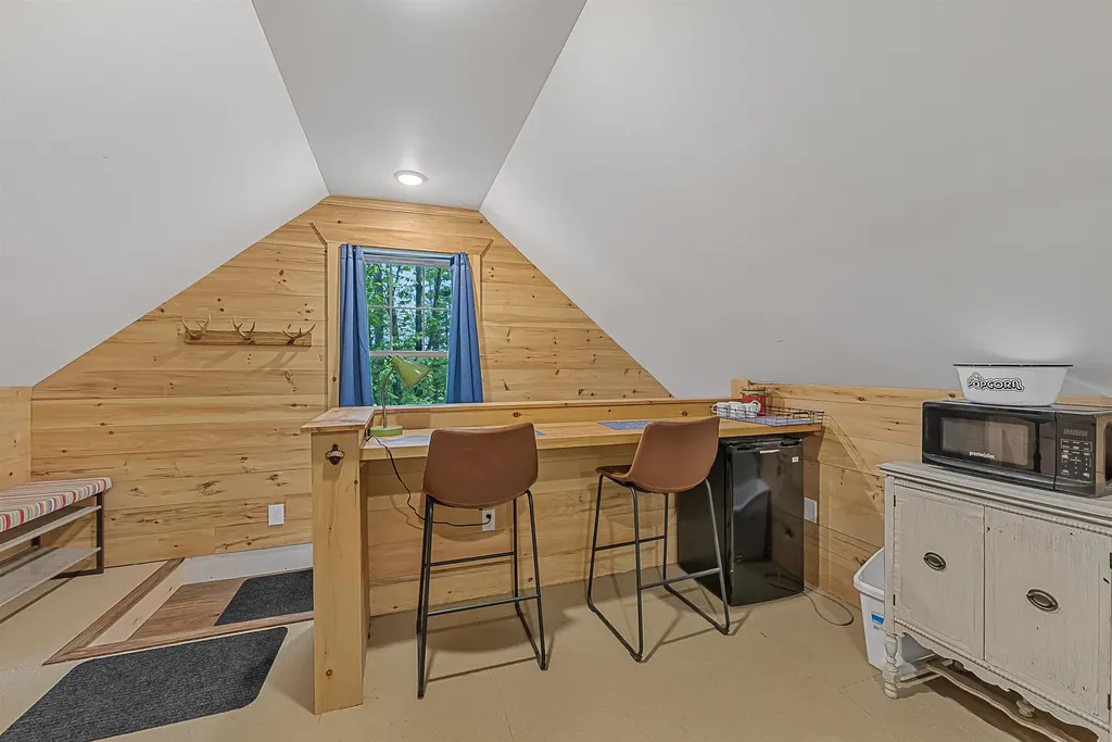 8088 N Roberts Road Elk Township MI 49644