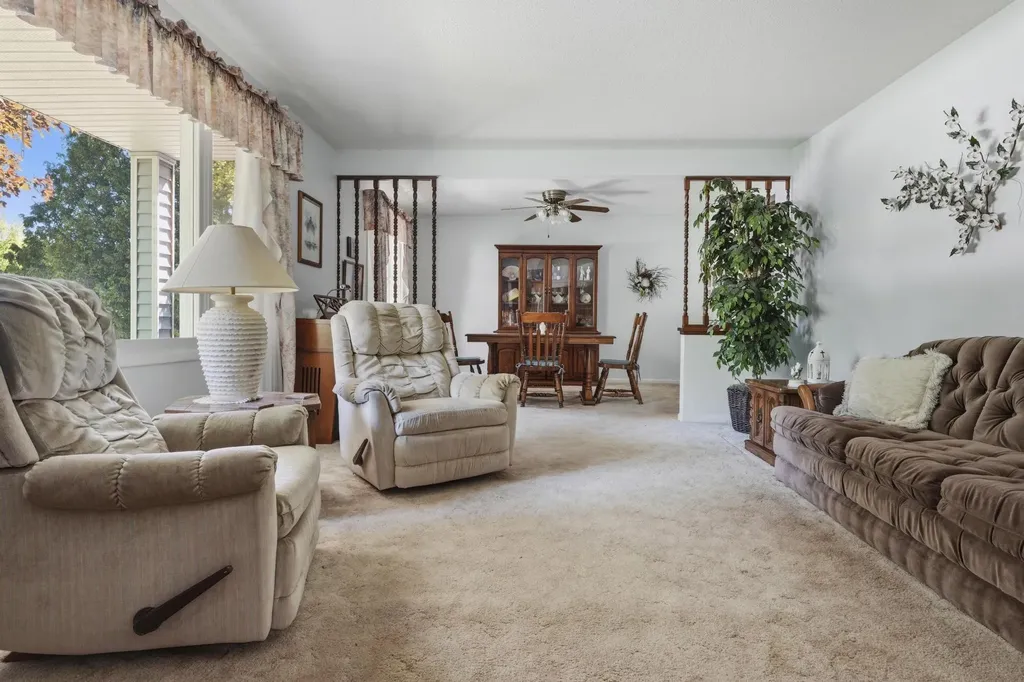 10062 E Claremont Drive Elmwood Charter Township MI 49684