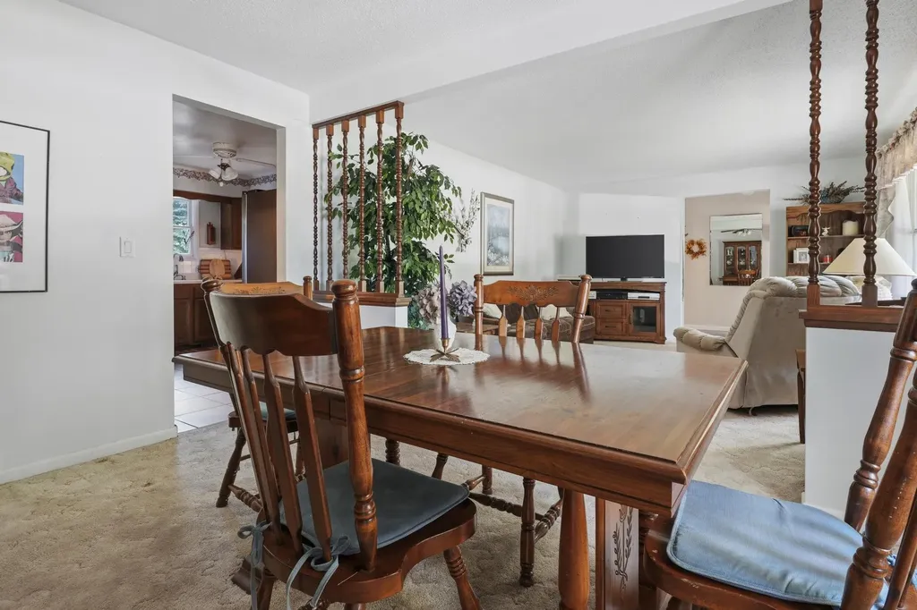 10062 E Claremont Drive Elmwood Charter Township MI 49684