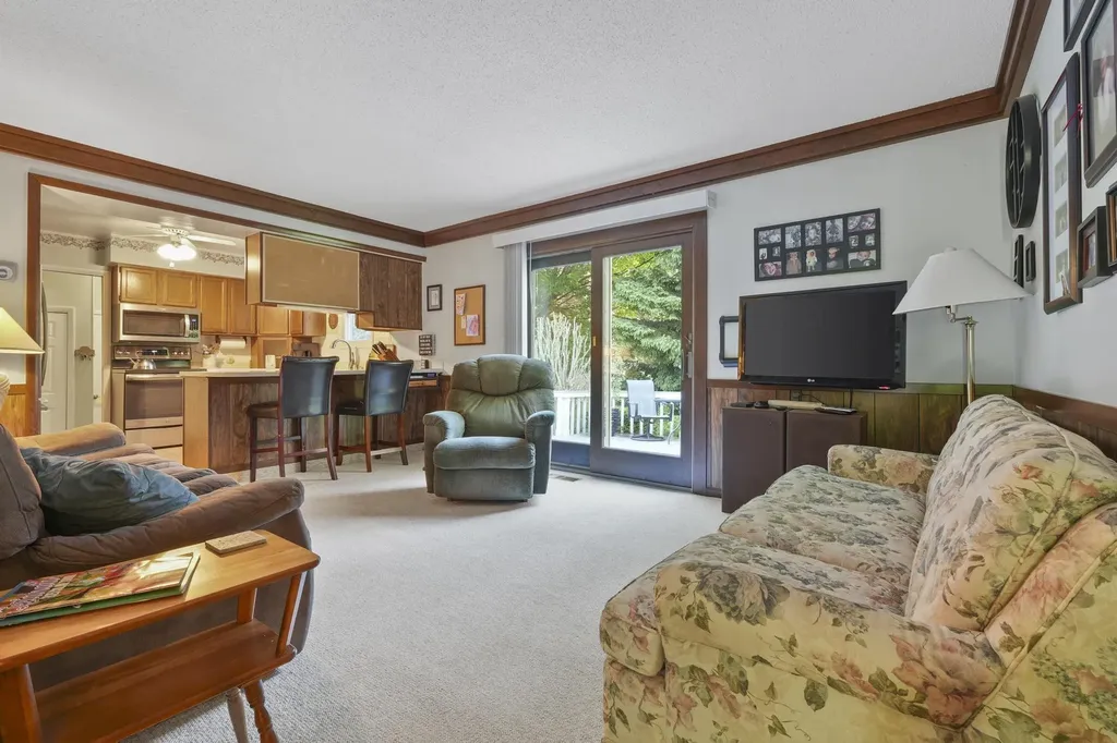 10062 E Claremont Drive Elmwood Charter Township MI 49684