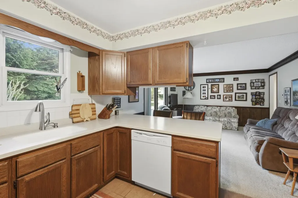 10062 E Claremont Drive Elmwood Charter Township MI 49684