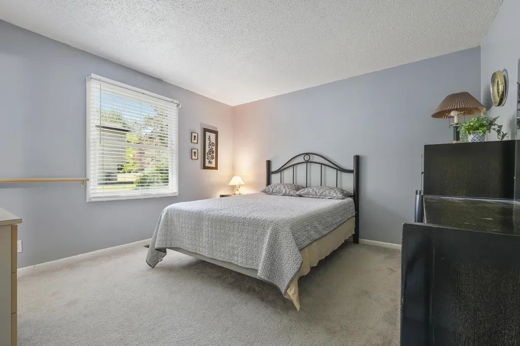 10062 E Claremont Drive Elmwood Charter Township MI 49684