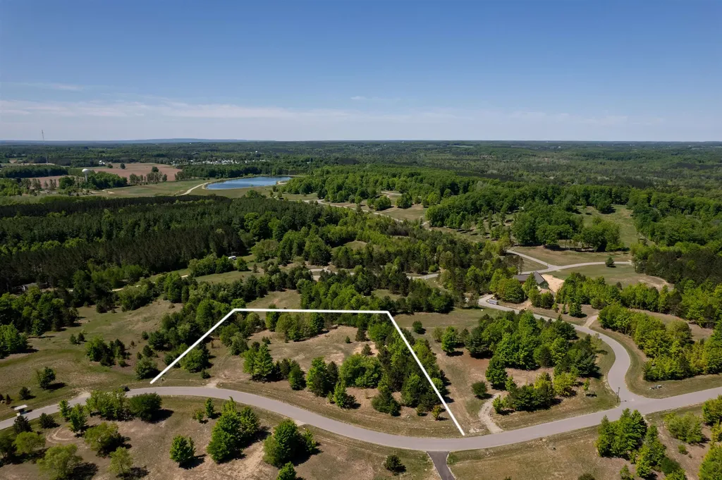 5986 Paradise Ranch Paradise Township MI 49649