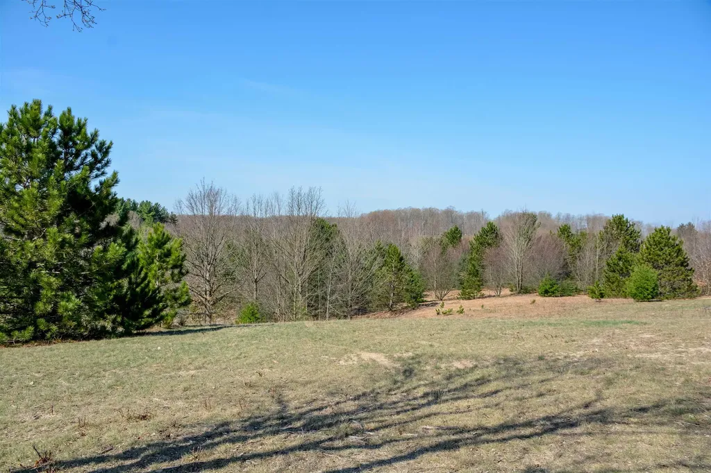 5986 Paradise Ranch Paradise Township MI 49649