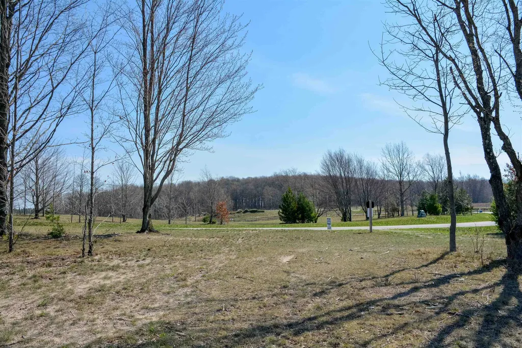 5986 Paradise Ranch Paradise Township MI 49649