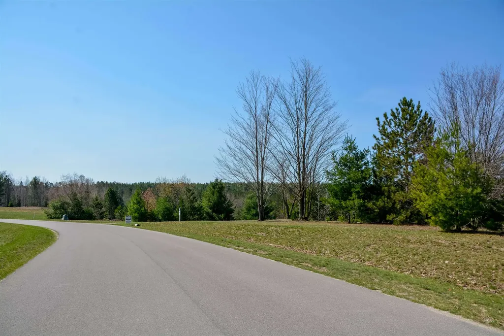 5986 Paradise Ranch Paradise Township MI 49649