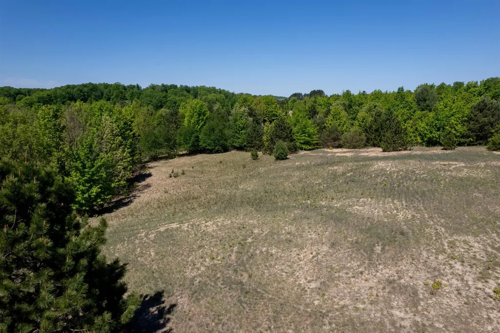 5986 Paradise Ranch Paradise Township MI 49649