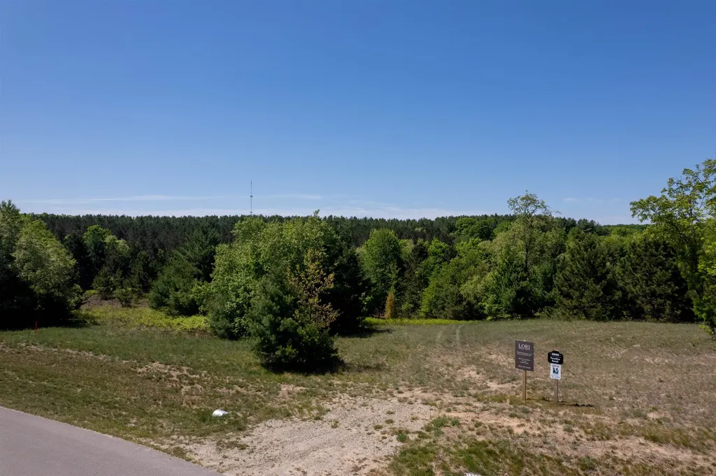5986 Paradise Ranch Paradise Township MI 49649