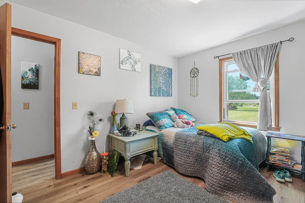 3434 Mahoney Drive East Bay Township MI 49686
