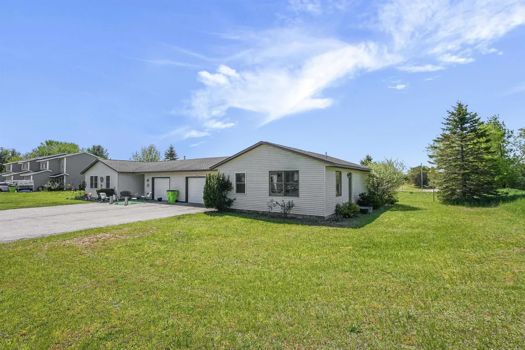 3434 Mahoney Drive East Bay Township MI 49686