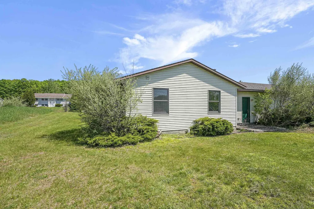 3434 Mahoney Drive East Bay Township MI 49686