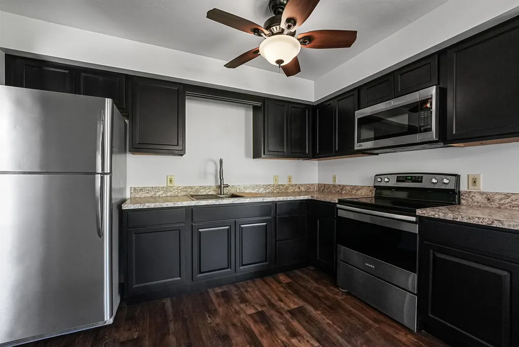 3434 Mahoney Drive East Bay Township MI 49686