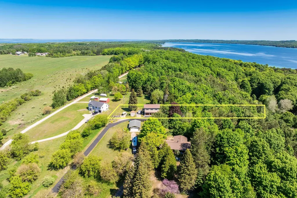 11446 Barnes Road Torch Lake Township MI 49648