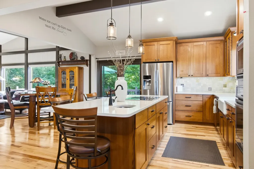 11446 Barnes Road Torch Lake Township MI 49648