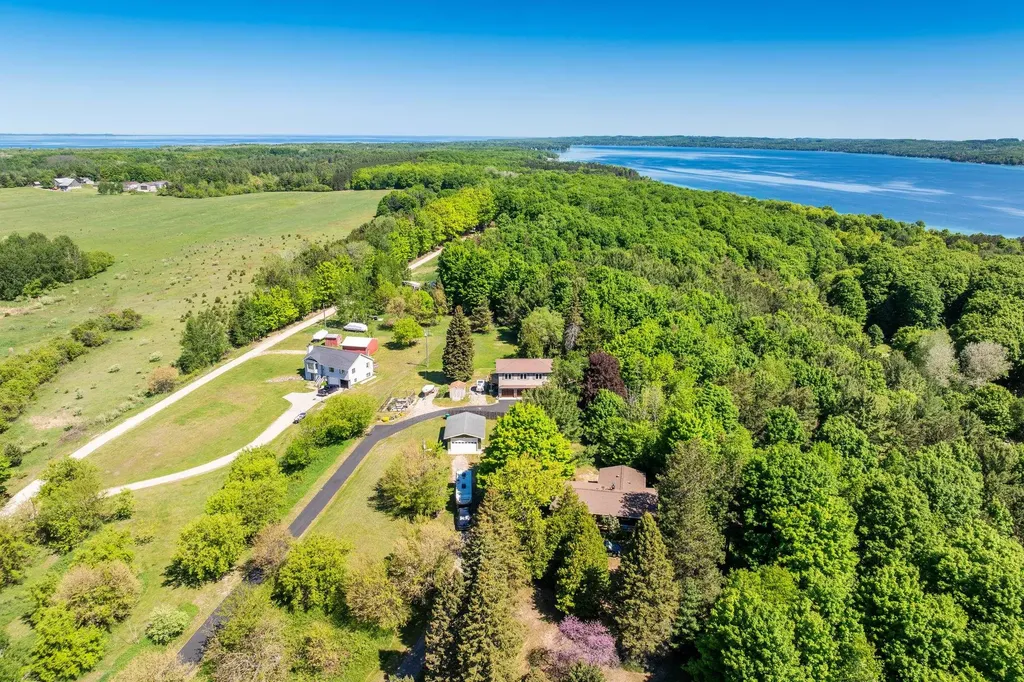 11446 Barnes Road Torch Lake Township MI 49648